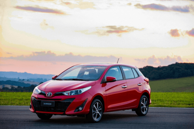 Novo Toyota Yaris Hatch 0km - Preço, Cores, Fotos 2024