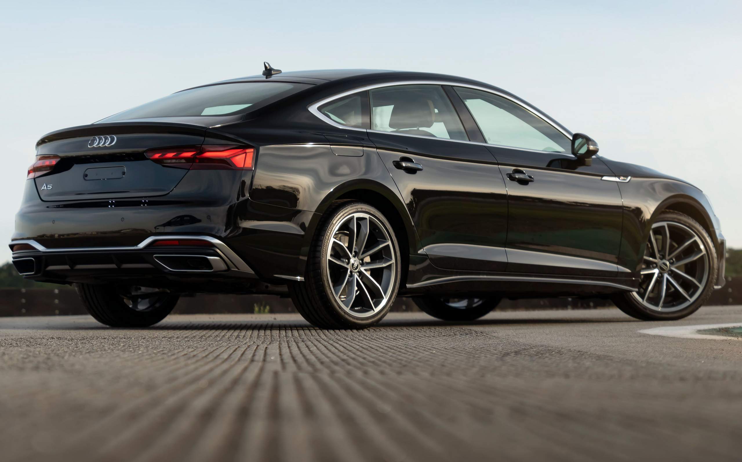 Novo Audi A5 Sportback 2024: O que mudou, novidades, versões e preços 2024