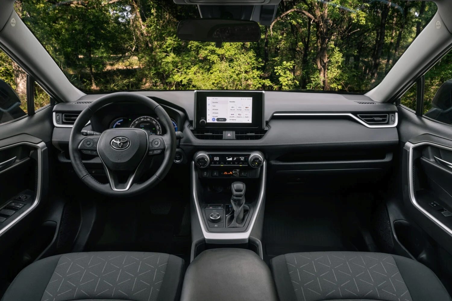 Novo Toyota RAV4 2024: O que mudou, novidades, versões e preços 2024