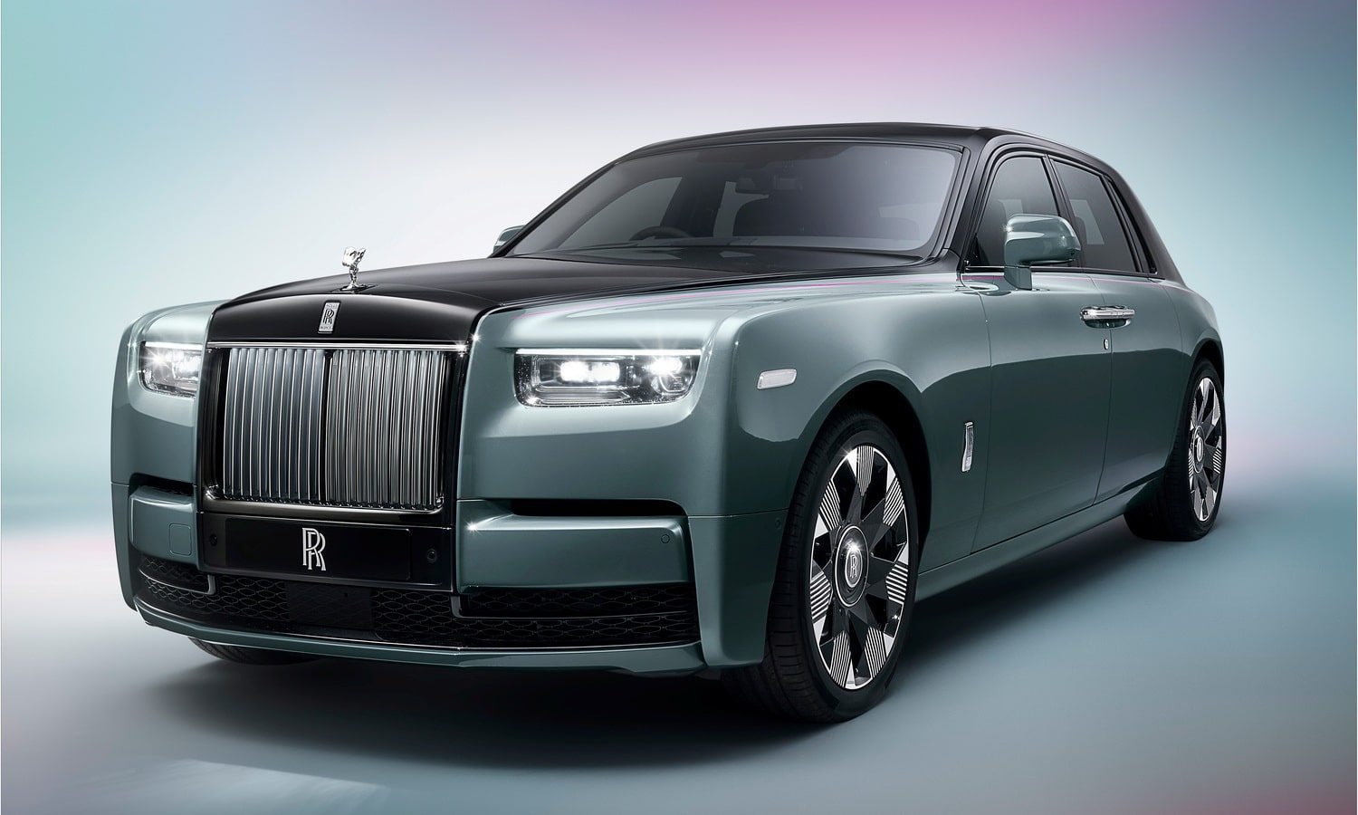 Rolls-Royce Phantom 2024: Preço e Ficha Técnica 2024