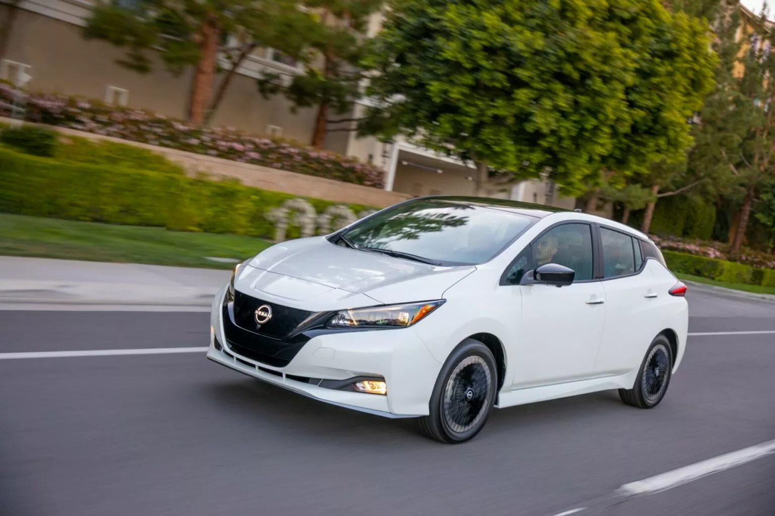 Nissan Leaf: Quanto custa manter, IPVA, Seguro e Manutenção 2024