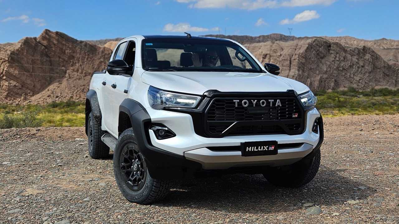 Toyota Hilux: Quanto custa manter, IPVA, Seguro e Manutenção 2024