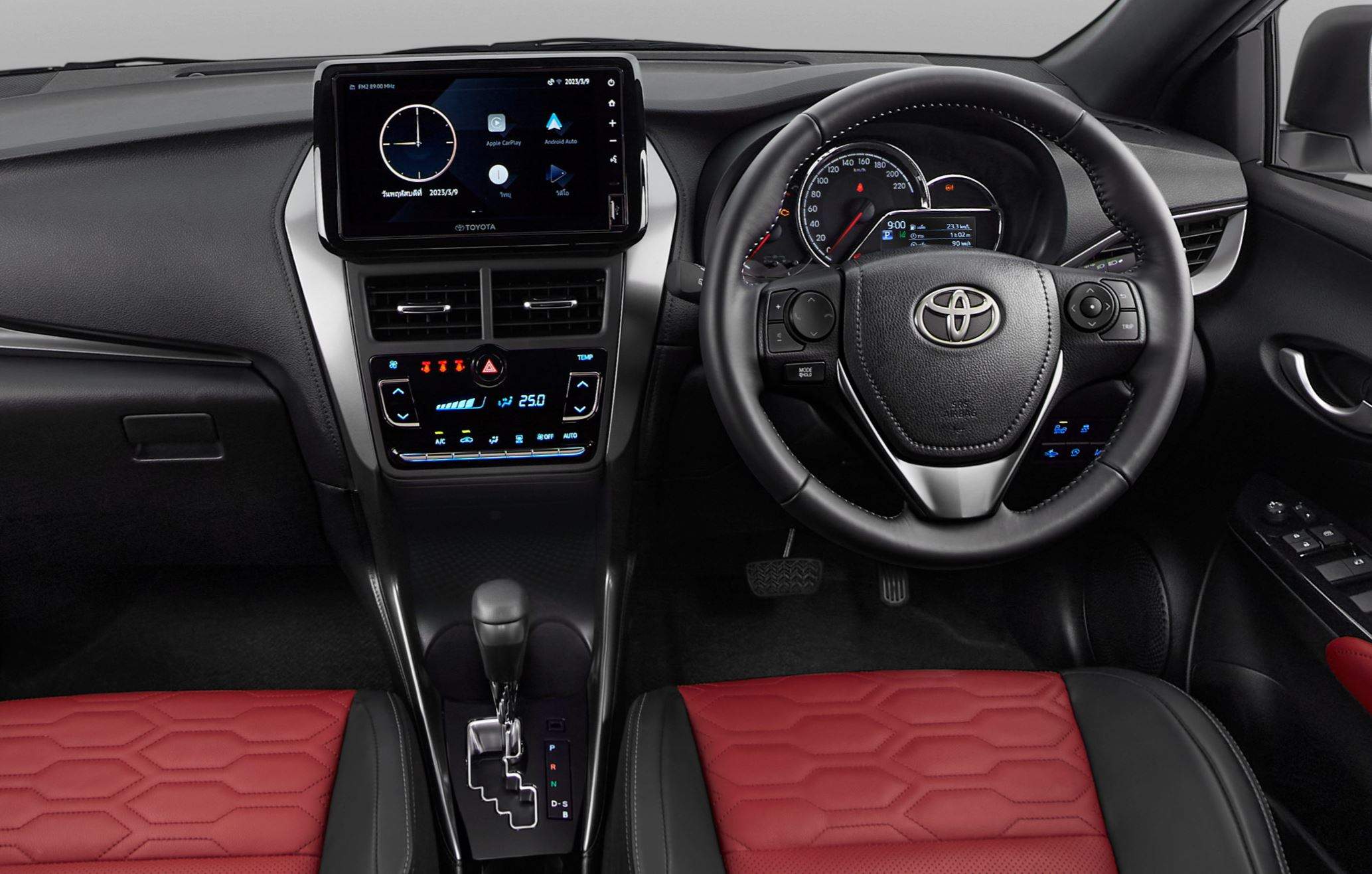 Novo Toyota Yaris Sedã 2024: O que mudou, novidades, versões e preços 2024