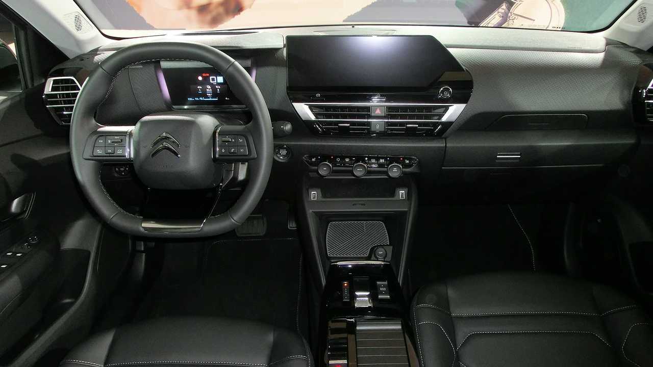 Novo Citroën C3X 2024: Preço, Fotos e Ficha Técnica 2024