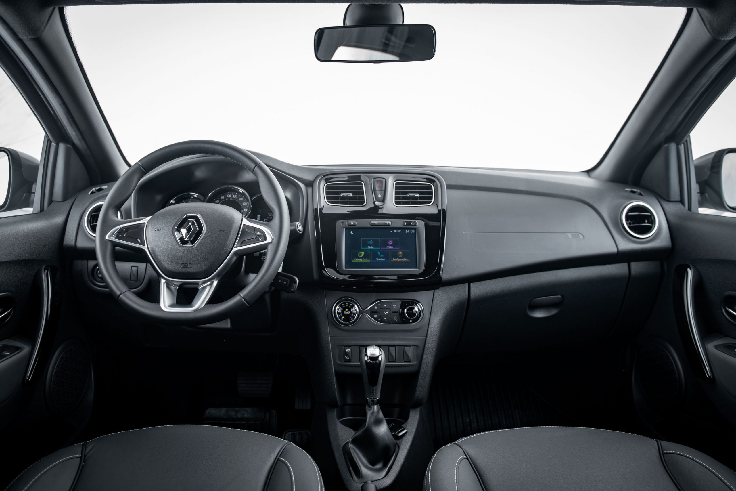 Novo Renault Logan 2024: O que mudou, novidades, versões e preços 2024
