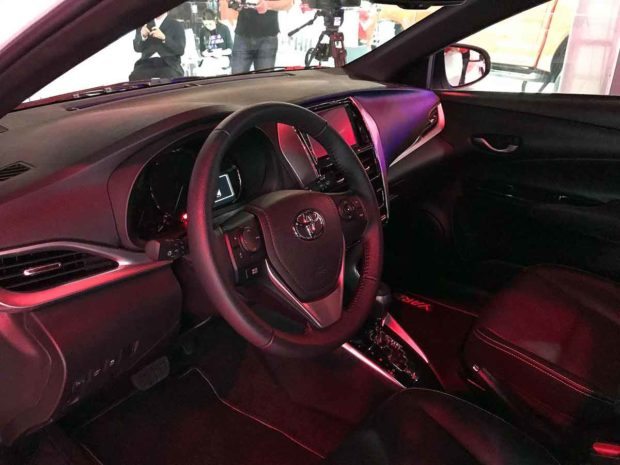 Toyota Yaris Sedã usado, vale a pena comprar em 2024? Vantagens e Desvantagens 2024
